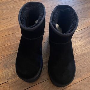 UGG classic mini platform boot